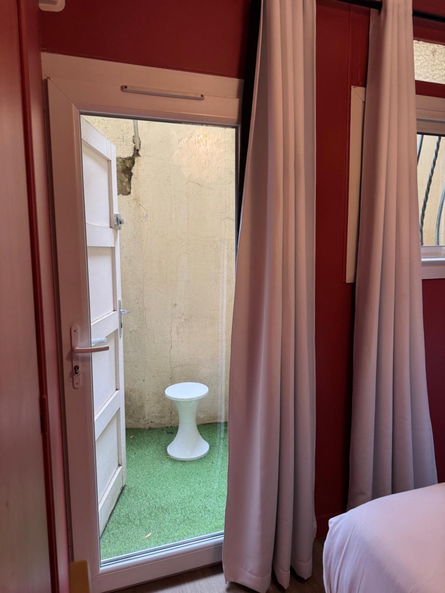 La Caravelle Aix-en-Provence Exterior foto